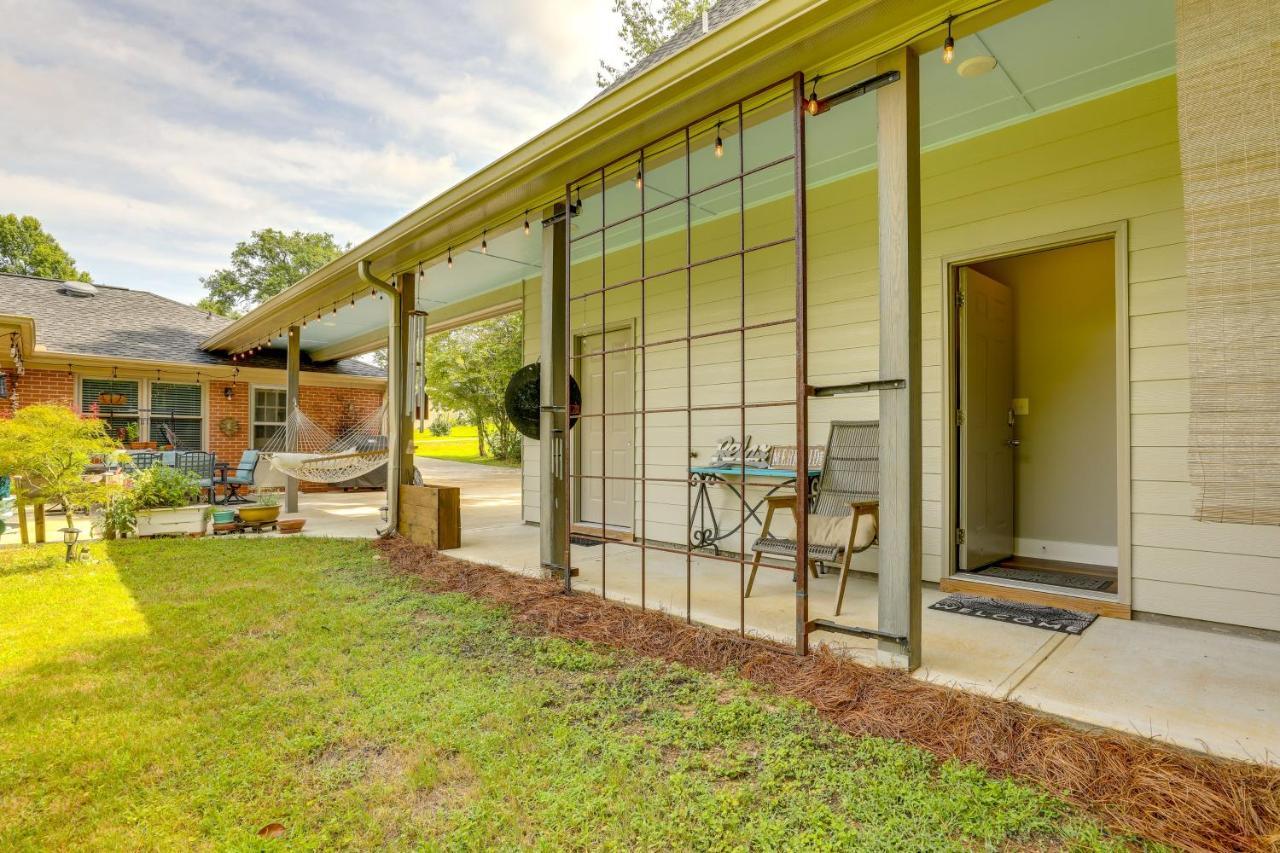 Cozy Covington Studio Rental Near Historic Square! Kültér fotó