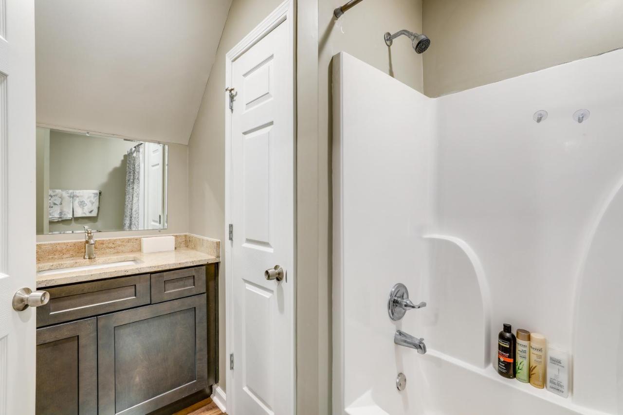 Cozy Covington Studio Rental Near Historic Square! Kültér fotó